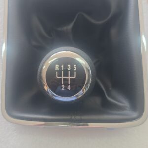 3C0711113 PASSAT 05/10 VİTES TOPUZU VE KÖRÜĞÜ 5 İLERİ Aypar Otomotiv yedek parça